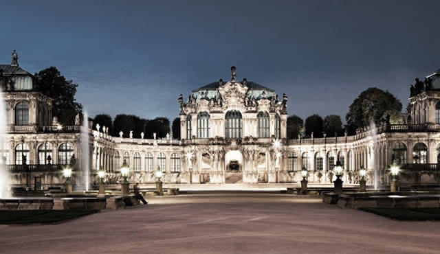Waltz Dreams at the Dresdner Zwinger