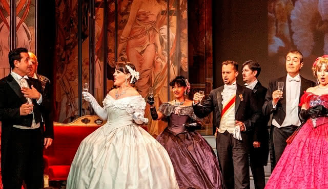 I Virtuosi dell'opera di Roma: La Traviata en San Paolo Entro le Mura