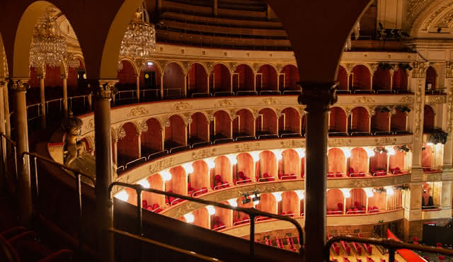 The Nutcracker: Teatro dell'Opera di Roma