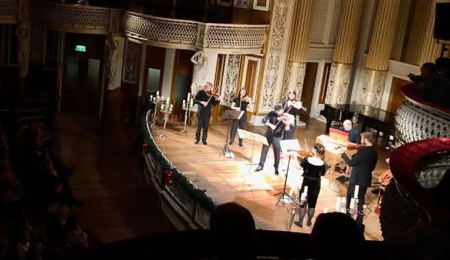 Das Piccadilly‐Neujahrskonzert   