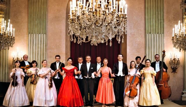 Венский резидентский оркестр: Моцарт и Штраус