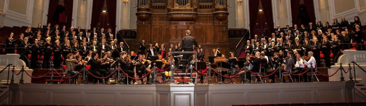 Toonkunstkoor Amsterdam sings Bach's St. Matthew Passion