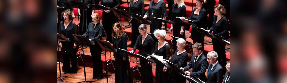 Netherlands Radio Choir: Bruckner and Pärt
