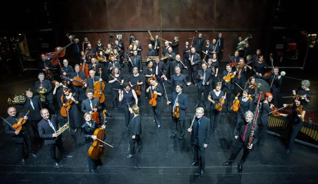 Great Berlin Christmas Concert: Anhalt Philharmonic Orchestra Dessau