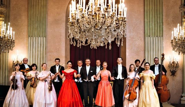 Wiener Residenzorchester: Mozart & Strauss & Abendessen