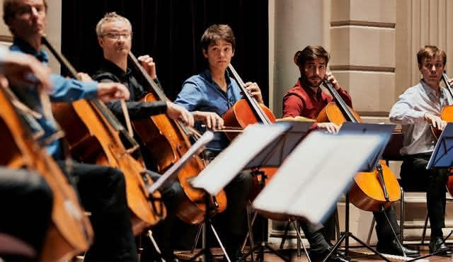 Concertgebouw Orchestra cellists play romantic classics